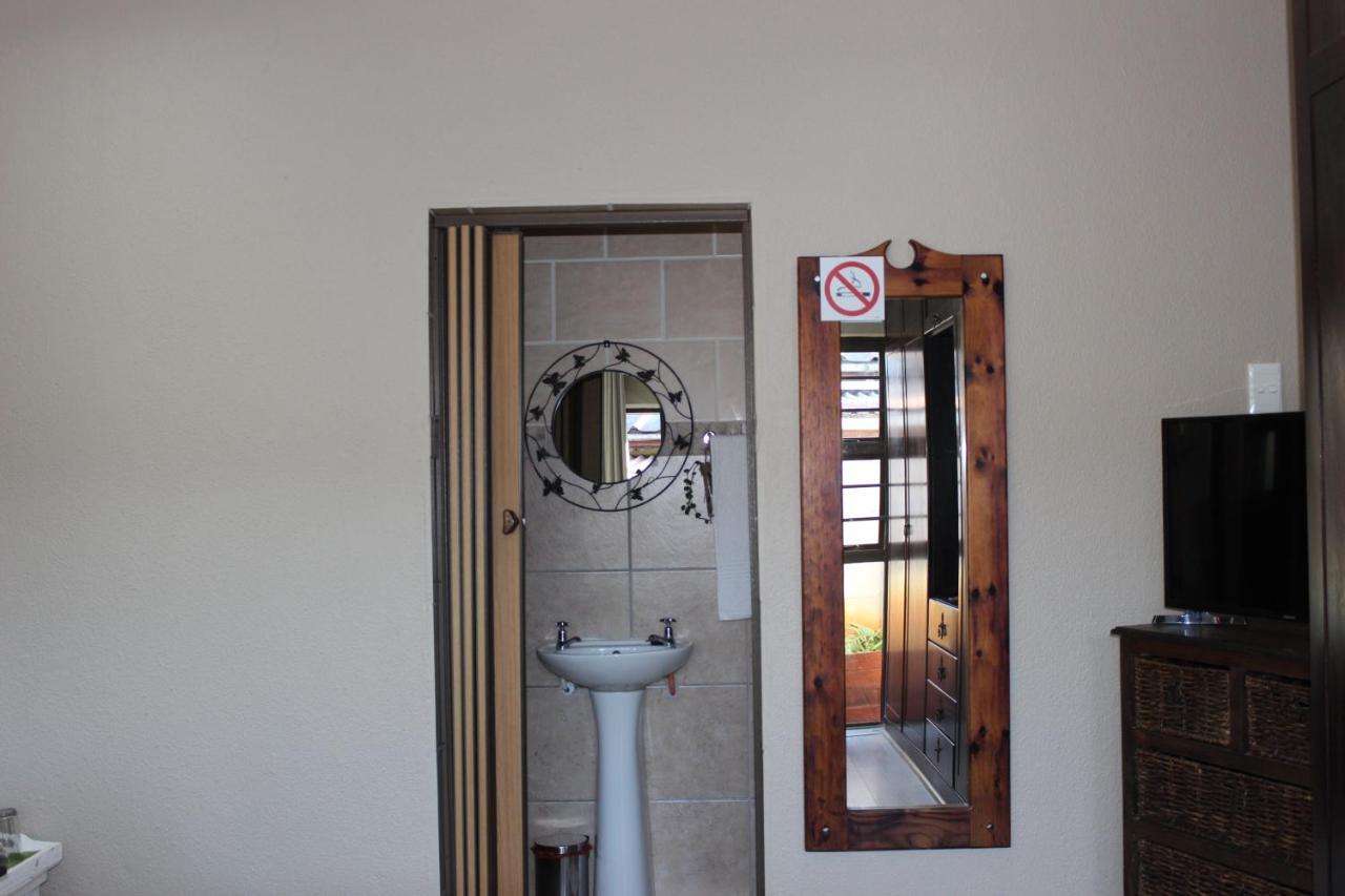 Amru Guesthouse B&B Brackenfell Buitenkant foto